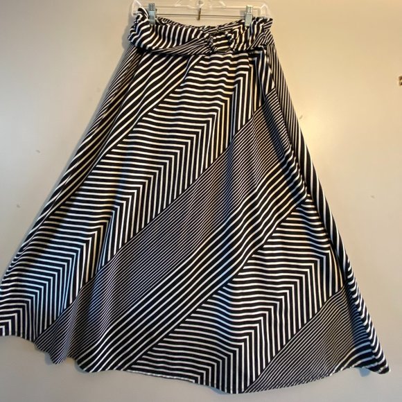 Robert Louis Dresses & Skirts - Robert Louis Large Maxi Skirt